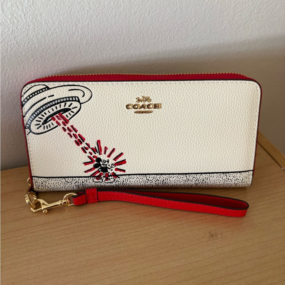 COACH C7800 Keith Haring collaboration Mickey Mouse Accordion DISNEY Wallet